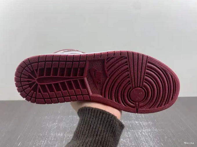 Reps TBK Air OG Team High 1 Jordan Red DZ5485-160 0531